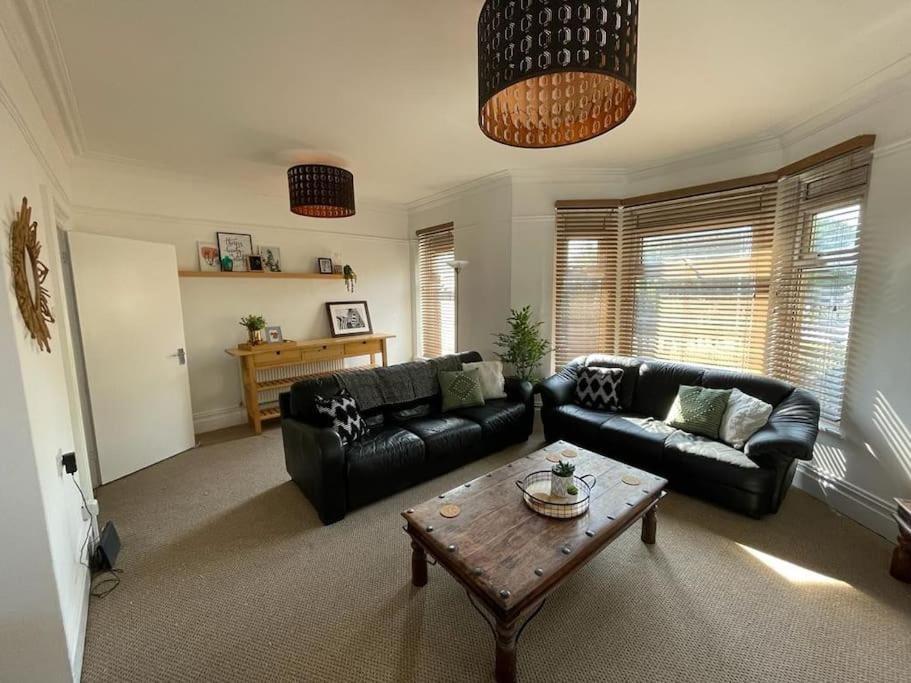 דירות 3 Bed Flat Near To Cardiff And Cardiff Bay מראה חיצוני תמונה